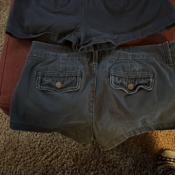 Girls Shorts 2 Pairs Hollister & AF - Picture 6 of 6